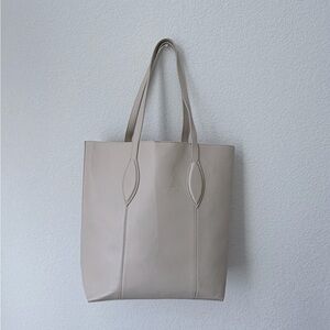Zara Tote Bag in Color Ecru